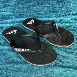 Quiksilver flip flop thong sandals